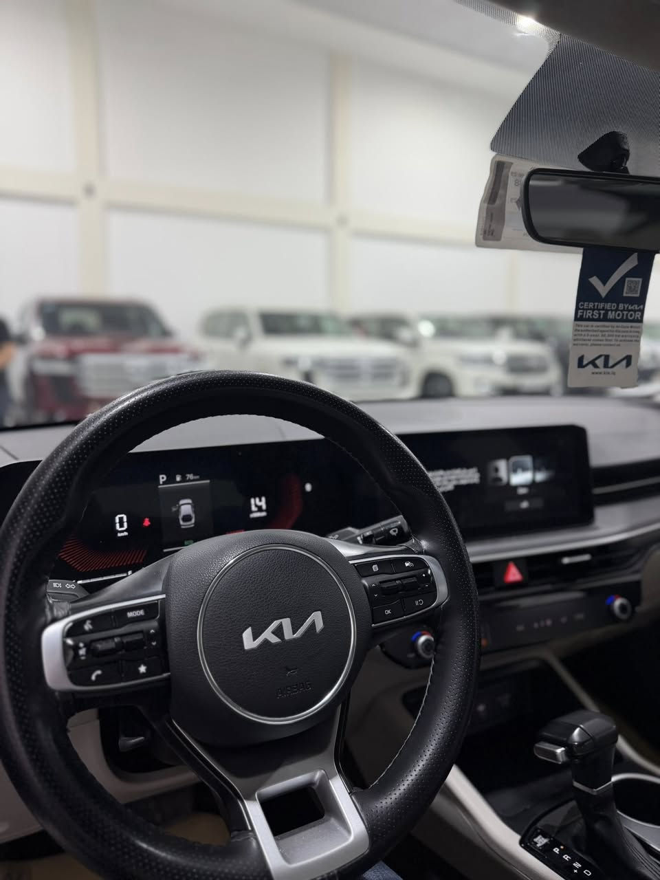 السلام عليكم للبيع كيا K5 مديل 2024 خليجي ضمان وكاله الدوليه لون ازرق مميز السياره فول مواصفات بصمه بنراما السياره ماشيه 24 مكفولة كفالة عامة لا بارد لا صبغ لا تبديل رقم بغداد تحويل مباشر مكان السياره بصره السعر 220 وبيها مجال
***********/وتساب
***********/اتصال
