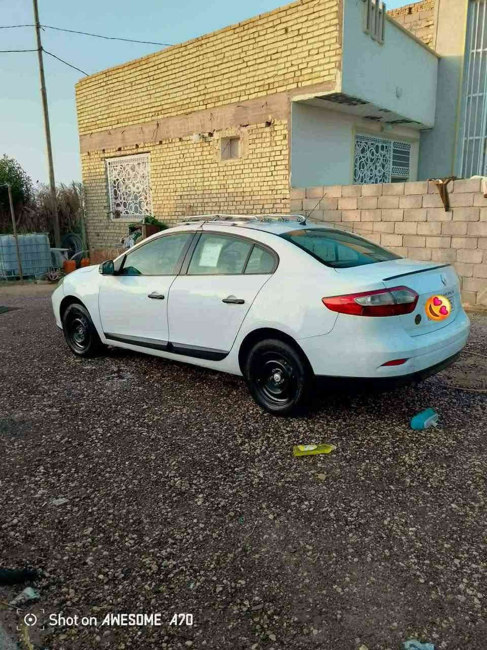 السلام عليكم 
عندي رينو فلاونس موديل 12 رقم بغداد انكليزي سنويه لل2030 للبيع سياره جاهزة نقصها ضفيره تعبانه 
سعرها 52 بيها مجال 
***********
***********
