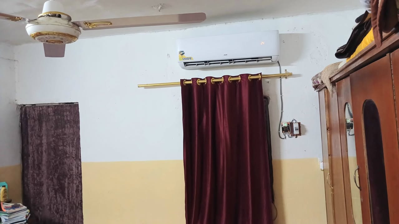 السلام عليكم دار للبيع السده بالعلكايه خلف الشارع الأول في شارع المتنزه العامه مجاور الوكيل يحتوي البيت على ٣ غرف نوم وصالتين و٣ حمامات واستقبال ومطبخ حار وبارد وترك خلف البيت  وكراج واسع وحديقه واسعه ملاحضه البيت طابو صرف التحويل مباشر السعر ٩٥


**إذا كنت صاحب هذا الإعلان وتريد حذفه لأي سبب، رجاءا أرسل رسالة إلى الدعم الفني**