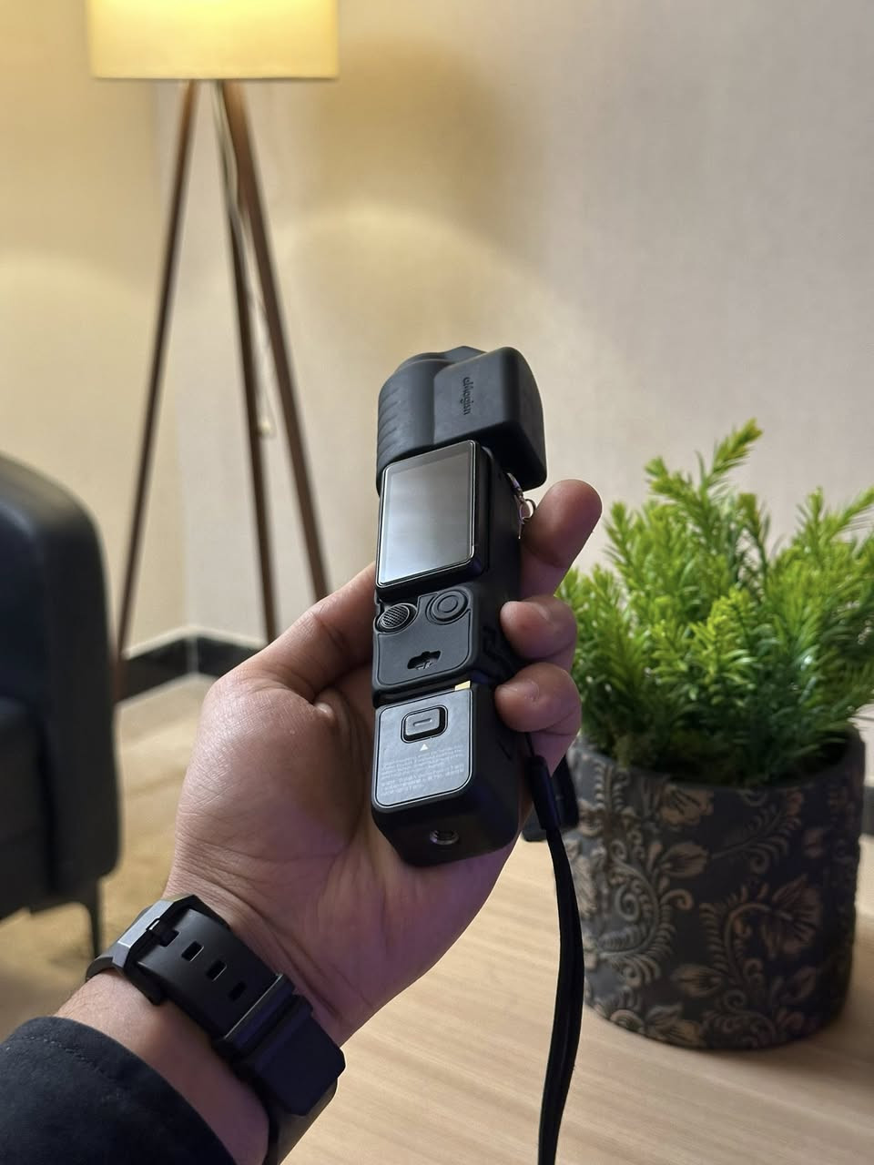 Dji osmo pocket 3
‎اخت الجديدة لزكاتها بعدها عليها
‎ممستخدمة غير كم مرة لوك نظيفة اذا بيها شخط تاخذها ابلاش
‎وياها رام 64 
‎وعدسة k&f الترا وايد
‎وحافظة مال K&f 
‎للبيع مكاني بغداد حي الجامعة
‎*********** فقط واتساااب
