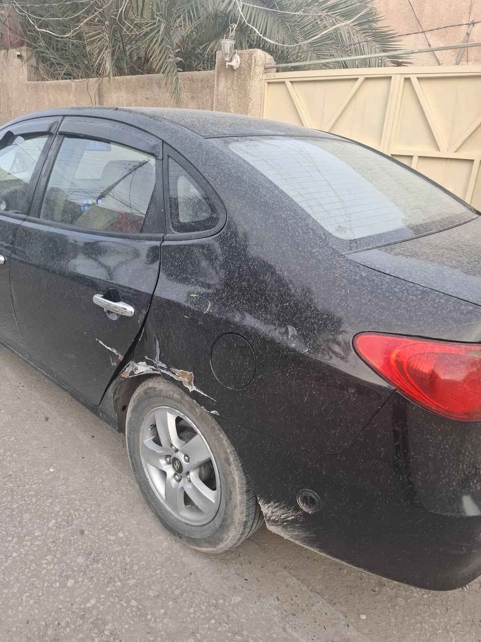 محرك ٢٠٠٠
حداديه امامي خلفي جديد 
تبريد تدفئه جديد وكاله 
كير جديد 
تخم تاير 
منضومه غاز شادلها حكومي ام الضمان 
مصبوغه حزام جماليه 
بيه الجاملغ الخلفي بي حادث سابقا وحاليا بيه شخوط 

محرك بي خيط بخار 
السياره لا مداور ولا وكاله شركته مطلوبه 
ابيعك اكفلك سرقه فقط 
عليه غرامه ١٢٥ الف يمكن 

سنويته صاقطه بسنه ٢٠٢٠

معروضه للبيع بسعر ٥٠ ورقه 
اليرغب بلشراء يتفضل ***********

مكان السياره النجف الاشرف
