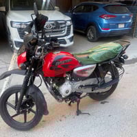 بوكسر 2022 مرقم مكاني بغداد كراده داخل لدراجه نضيفه ومتعوب عليها ومترو...