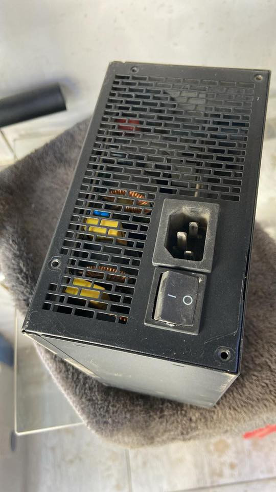 5 قطع
مستعمل (علفحص ) 
٨٠ واصل


**إذا كنت صاحب هذا الإعلان وتريد حذفه لأي سبب، رجاءا أرسل رسالة إلى الدعم الفني**