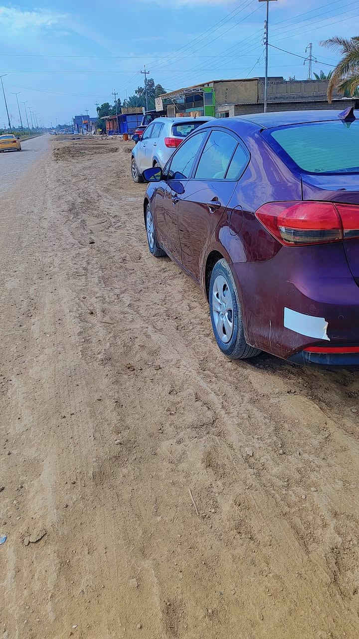 السلام عليكم
فورتي موديل 2017 امريكي محرك 2000 دوش 
حره مثنى حادث خفيف سياره جاهزه 
مكاني السماوة ***********
اترهم اذ مقدمه زينه ولباقي اقصاد
