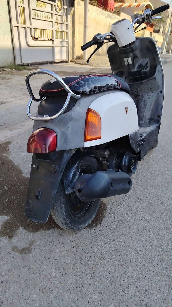 سلام عليكم دراجه ماكس بوليس الدراجه ناعمه ماتسمع صوتهة نكره سلف وهندر الدراجه مال بيت استخدام السعر 425 وبيه مجال مكان الدراجه بغداد البياع رقم الهاتف ***********
