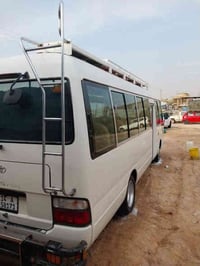 كوستر البيع موديل 15 سياره بيهه صبغ قليل سياره بدون قلاب سعر تصل على ا...