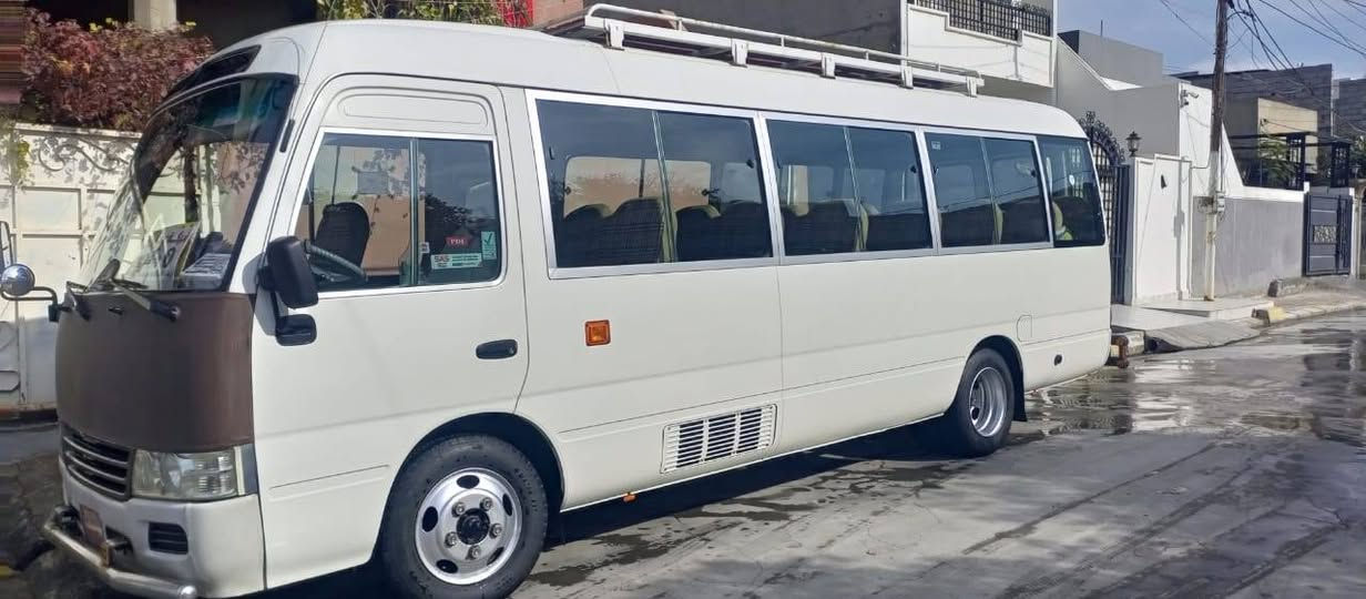 كوستر تويوتا موديل ٢٠١٥ للبيع
منظومة غاز جديدة تاير برجستون تبريد محور إضافي يظرب بال كاع تدفئة امامي وخلفي كير بالشرط محرك شرط لا صرف لابخار شرط
سيارة حمامة ماشالله مكانها في كركوك قرب جسر حزيران
السعر 380
وبيه مجال شي قليل
لل اتصال ***********
