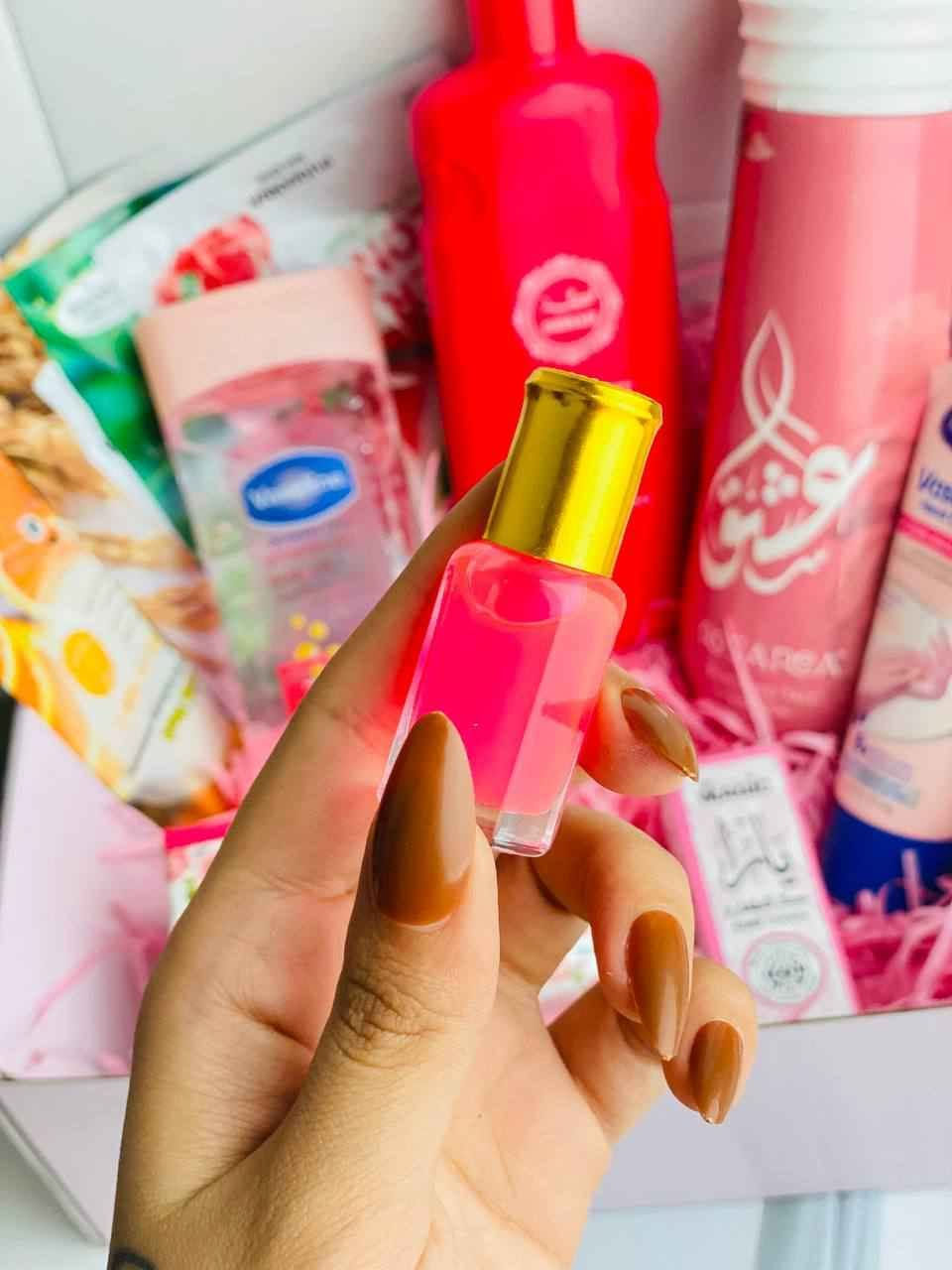 ✨ بوكس العناية الصيفي المثالي لجمالك ✨💖

بوكس متكامل يخليك تهتمين بنفسج من راسج لرجليج بكل أنوثة وانتعاش 🌸☀️

💗 يحتوي على:
🌷 بودرة عشق لتعطير ناعم وثابت
🤍 كريم مرطب ومبيض لليدين لمظهر ناعم وموحد
💧 فازلين معطر لترطيب عميق ولمسة حريرية
🌸 كريم معطر للجسم برائحة فخمة تدوم
🌺 مسك يارا لانتعاش وأنوثة مميزة
🧴 لوشن مرطب للجسم واليدين يعطي نعومة طول اليوم
📖 قصة لطيفة للقراءة والاسترخاء 📚✨
😷 ماسكات وجه ورقية (4 قطع) لنضارة فورية وإشراقة 💆‍♀️💖

💝 بوكس كامل للعناية اليومية… ريحة، ترطيب، ونضارة بنفس الوقت!

🌿 مناسب لكل بنت تحب تهتم بجمالها وتدلل نفسها كل يوم كربلاء, العراق


**إذا كنت صاحب هذا الإعلان وتريد حذفه لأي سبب، رجاءا أرسل رسالة إلى الدعم الفني**