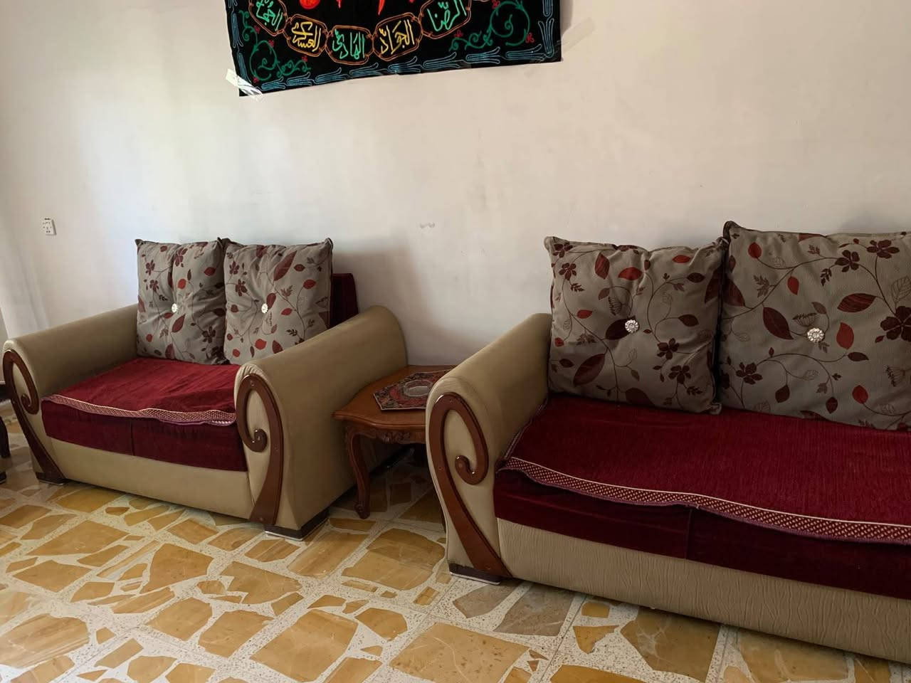 السلام عليكم
تخم عشر مقاعد للبيع 
بغداد الرصافة
السعر ٢٠٠ الف


**إذا كنت صاحب هذا الإعلان وتريد حذفه لأي سبب، رجاءا أرسل رسالة إلى الدعم الفني**