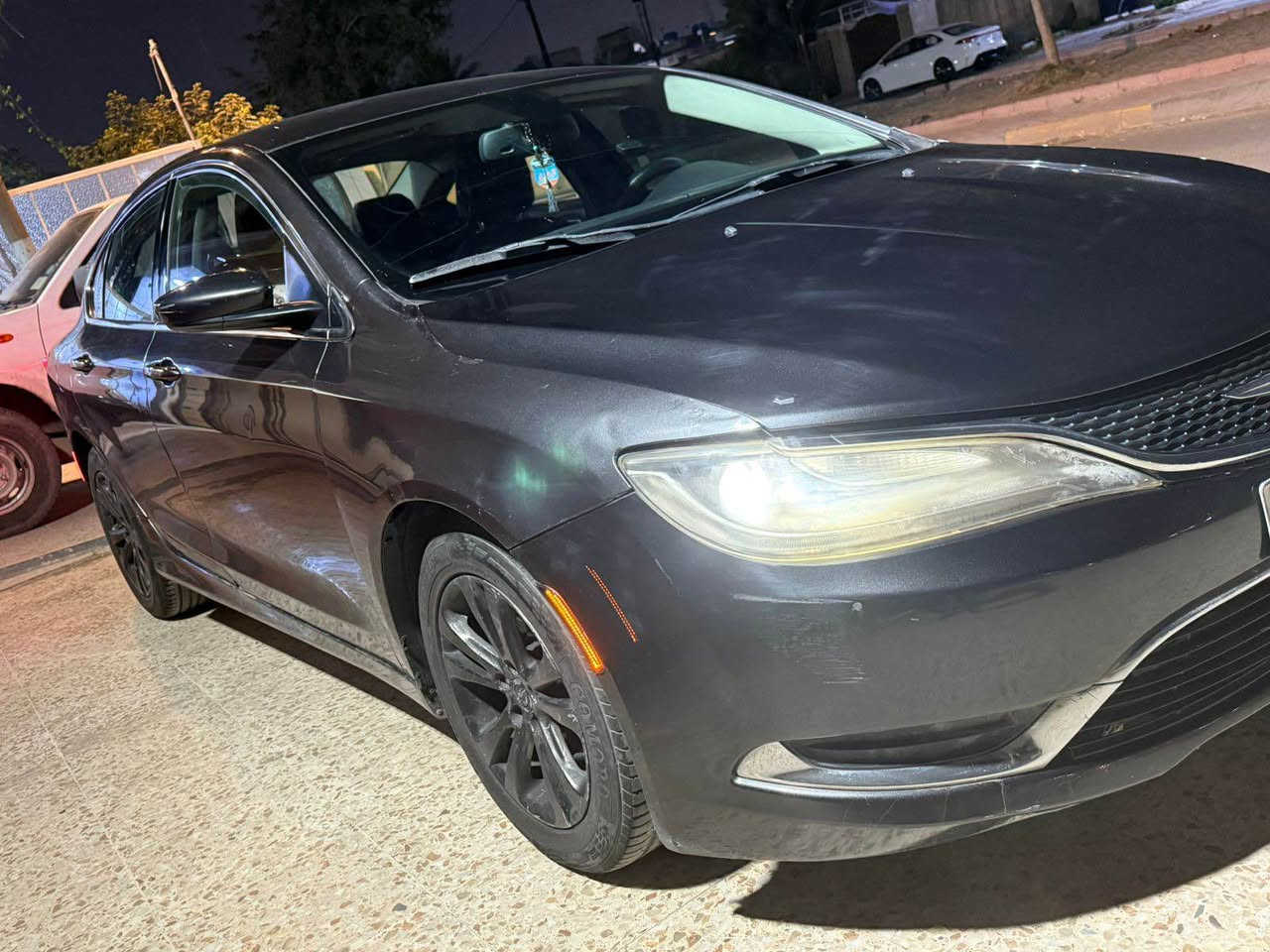 سلام عليكم من رخصت الدمن سي 200 موديل 15 رقم اربيل الجديد تحويل اشوكت ميعجبك فول السياره كير مواوس كشنات كهرباء جلد تخم تاير صدر جديد سياره جاهزة حادثه من امريكيه جاملغ امامي اواشويه من البنيد او هنا بلعراق جاملغ خلفي يعني قطعتين او نص فقط مكان السياره بغداد رقم*********** السعر 93 او بلعافيه عل ياخذاه بغداد, العراق
