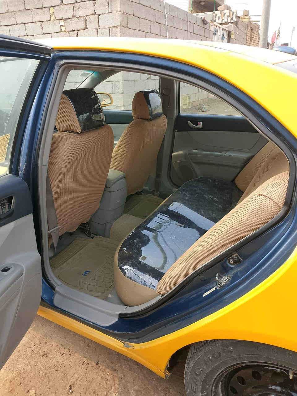 سلام عليكم سوناتا مديل 8 وارد امريكي محرك كير حدادي تبريد تخم تاير كله جديد رقم واسط مكفول لعنوان ناصريه سعر 85 وبيه مجال ***********
