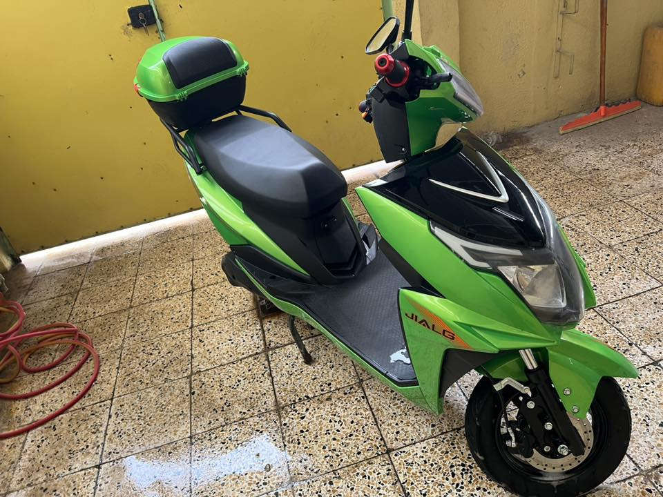 ماطور سكل شحن جديد
سرعه 60  الماطور نظيف لوك لون اخضر 
بصمه عدد ٢ 
تثبيت سرعه كله شغال 
السعر ٦٠٠ وبيه مجال


**إذا كنت صاحب هذا الإعلان وتريد حذفه لأي سبب، رجاءا أرسل رسالة إلى الدعم الفني**