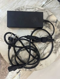 شاحن أصلي • ٢٤٠ واط • لابتوب MSI