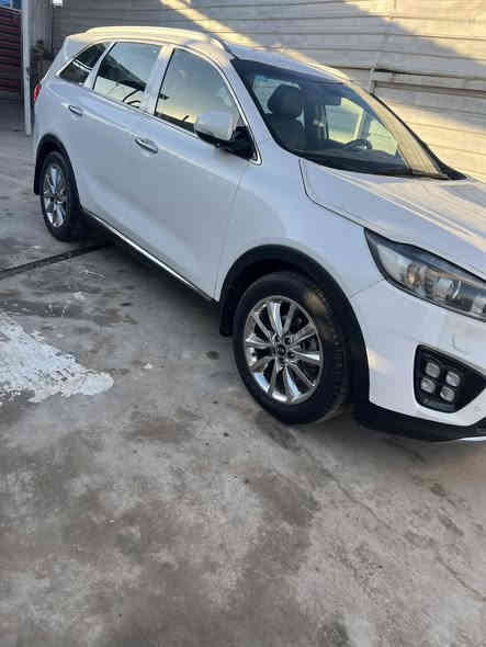 كيا سورنتو موديل 2018
خليجي 6 سلندر 7 راكب 3 قطع تبريد 
حساس أمامي خلفي زراگ لايت بردات خلفية مع كاميرا بلادية السيارة مكفولة كفالة عامة بگ لايت لد ولايت لد عالي ناصي زنون بلاجكتر 4 عدسات رقم بغداد إنكليزي بأسمي العنوان بغداد السعر 138 
رقم الهاتف ***********
