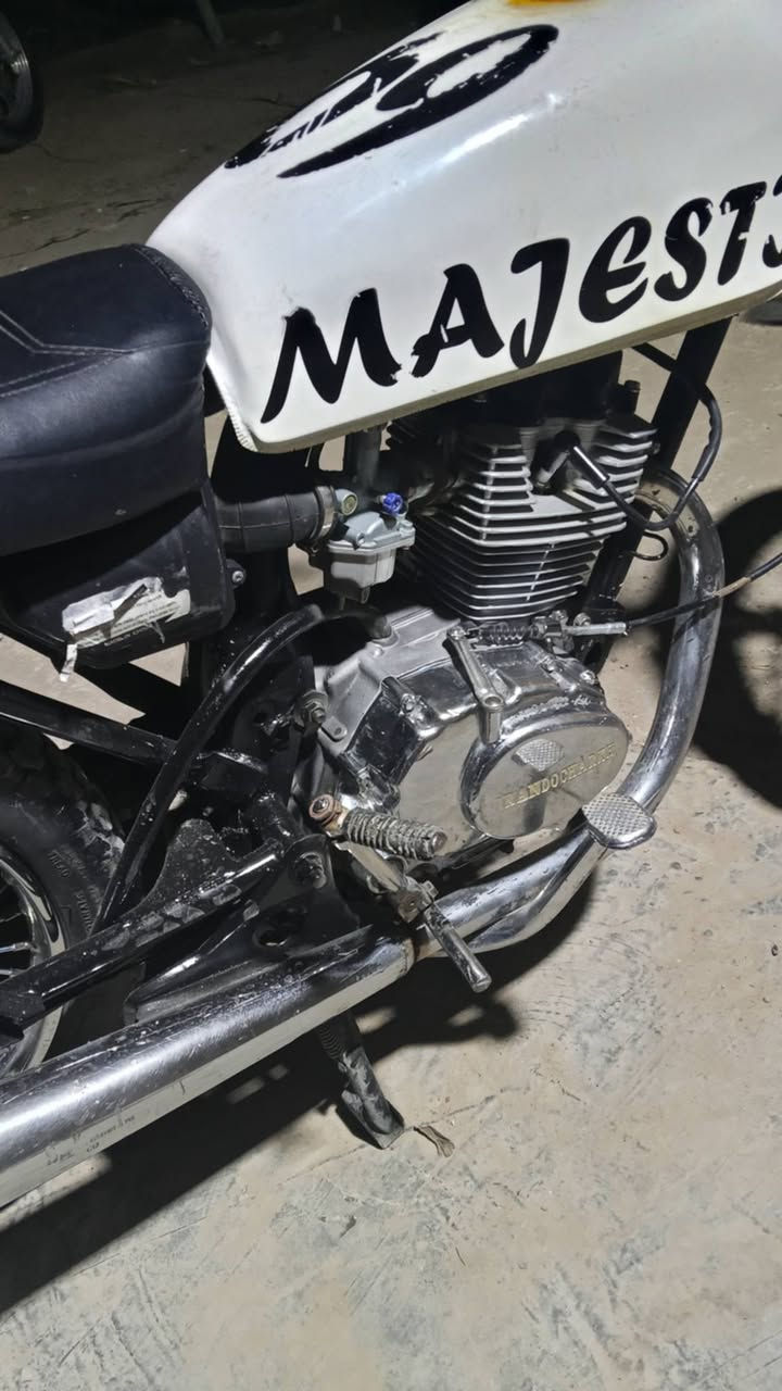 سلام عليكم دراجه للبيع كلك مكاني نجف كوفه سعر 300وبيهة مجال قليل  
***********وهاذه تصال
