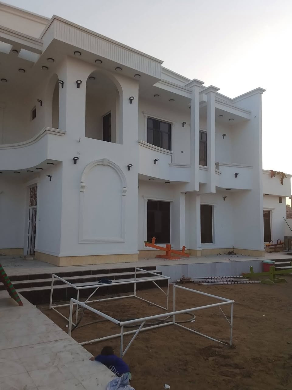 متوفركادر  لبخ واجهات جص بورك تطبيك سيراميك جدران ارضيه
كادر كامل وملتزم وحريص على العمل
وشغل نضيف ونتيجه 100%100 
للتواصل واتساب | ***********
