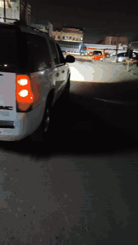 ***********
بغداد الشعب الشارع العام
قرب المحكمة
