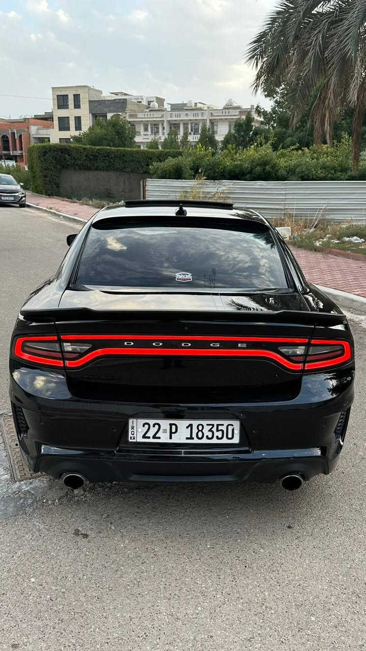 جاجر وايد بدي لاست كول
 موديل 23  فول الفول موصفات
محرك ٦٤٠٠ 
فتحه 
رادار امامي 
داخل كنتارا 
سماعات هارم 
عليه لويات ايبخ ريسنك حمر
مفوله للعين 
ماشيه 39 الف 
دخول جديد صارله 4 اشهر 
مرقم كامل شمالي 
بيه قطعتين صبغ جاملغ + بنيد ضربته خشم 
للبيع مكانه بغداد المنصور  
رقم تلفون ***********
