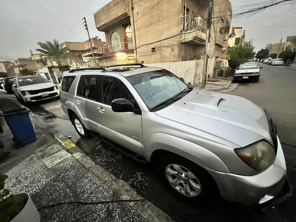 سلام عليكم 🫡 
تيوتا فورنر 2008 محرك 6 400 تو ويل مصبوغه حزام اثر جراد حادث امريكه جاملغ اليمنه السياره بسمي سنويه لل2027
*********** للبيع او مراوس حسب القناعه 
115 وبيها مجال
