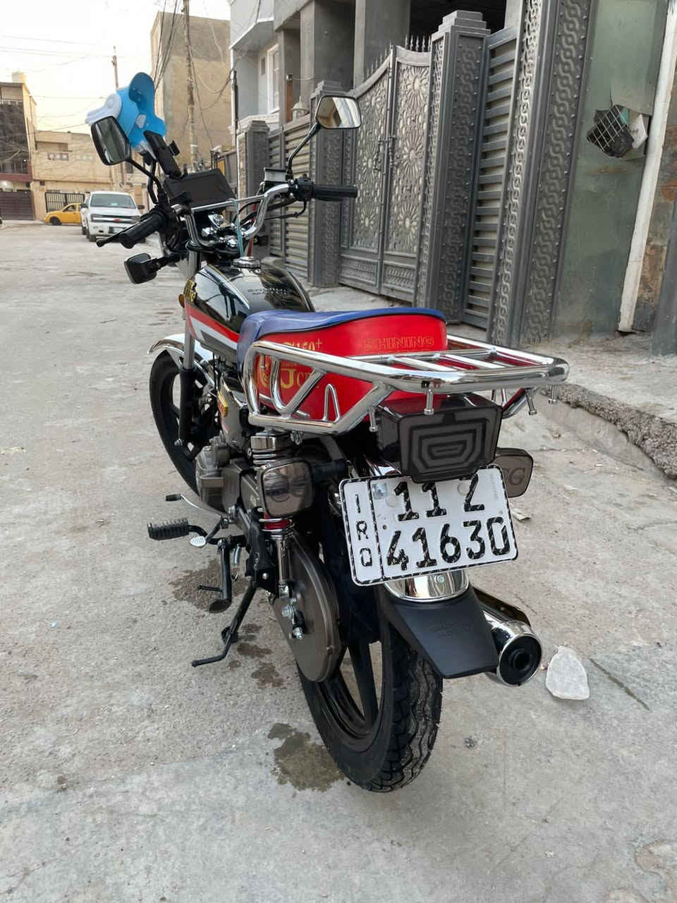 اعيوني من رخصت الادمن عندي دراجة كير SHlNIKG سعر 1900مليون جديدة امانت الله ماشية 3000مرقم رقمين تايرات جديدة اي نقص مابية تصال 772 209 0313
