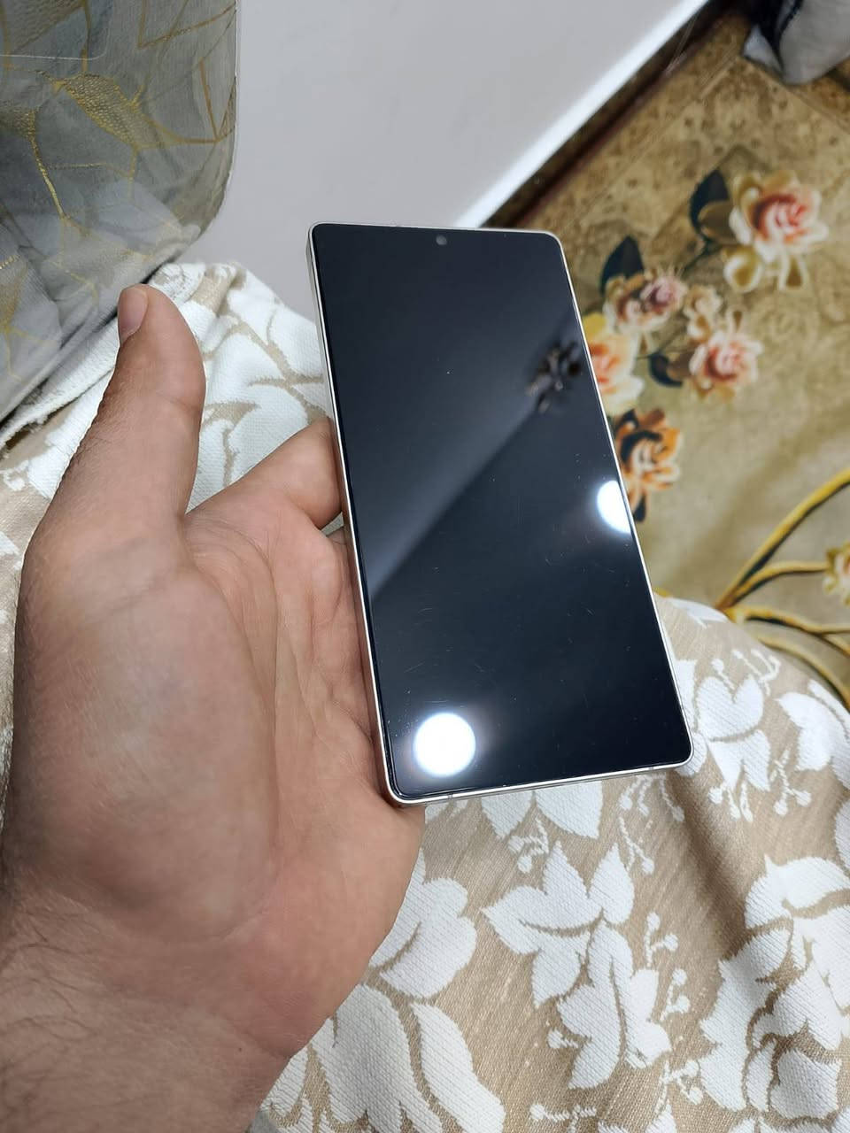 سامسونك اس25الترا واحد تيرا الون تيتانيوم مثل مموضح بالصور مبيه اي شخط بعده بكارت الضمان وكالة عين الفهد  وكارتون موجود والكيبل مالته ممفتوح السعر مليون و٥٠٠ الف ومستعجل بالبيع عندي ضرف بس الشراي يدخل او يراسل


**إذا كنت صاحب هذا الإعلان وتريد حذفه لأي سبب، رجاءا أرسل رسالة إلى الدعم الفني**