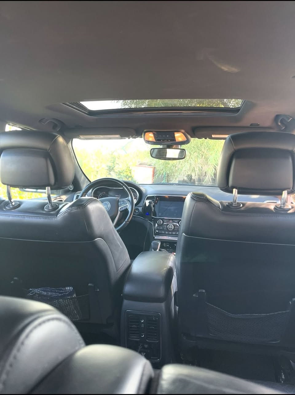 جيب موديل ٢٠٢١ لمتد
حادثها باب السايق وجامرلوخ
مواصفات السياره
فتحه         
كير موس
كشنات جلد
شاشه جبيره
جنطه كهرباء
رقم بغداد.   ***********
