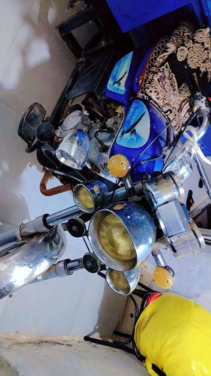 ستوته للبيع جاهزه ما عايزه برغي موديل 21 رقم قادسيه الماني مكان الستوته نجف السعر مليونين وبيها مجال شيء قليل للشراي هذا رقمي واتصل بيك خير وتدلل ما متواجد على الفيس ***********
