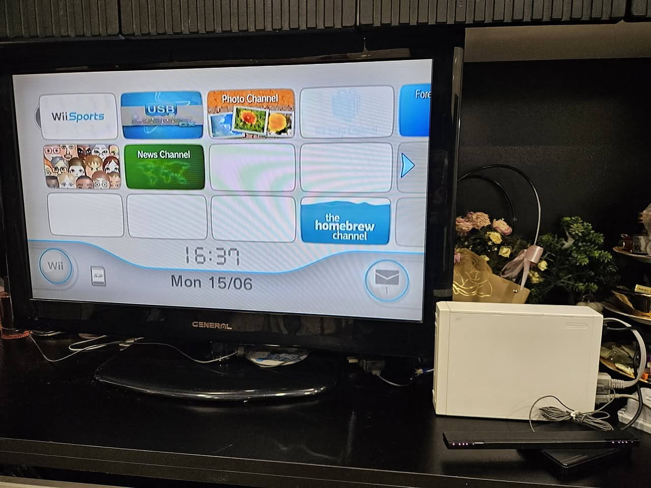 السلام عليكم تم توفير جهاز ننتيندو Nintendo wii 🕹
جهاز ممتع جدا غني عن التعريف كامل الملحقات 
ملحقاتة واضحة بالصور صورتة من كل الجوانب الجهاز جدا جدا نضيف وعدسته طلقة واضح الاداء بالمقطع ايضا يجي ويا الريموت اصلي مالتة مع قطعة النانتشاك 
وايضا اضافة ال motion plus وغلاف للريمونت كامل 
قطعة الموشن تنطي افضل اداء للتحكم من ناحية السلاسة والدقة لان هية عبارة عن جايروسكوب
+ اهم شي هارد يحتوي علة 41 لعبة من اقوى العاب ال wii
وواضح بالمقطع طريقة تشغيلة باقي الملحقات واضحة بالصور
سعر الجهاز 75،000 قابل للتفاوض 
ايضا الجهاز عالفحص الي يحب ينورني يفحصة مكاني بغداد
وايضا ممكن الفحص قبل الاستلام من المندوب
متوفر توصيل لجميع محافضات العراق🇮🇶
تحياتي للجميع ✨


**إذا كنت صاحب هذا الإعلان وتريد حذفه لأي سبب، رجاءا أرسل رسالة إلى الدعم الفني**