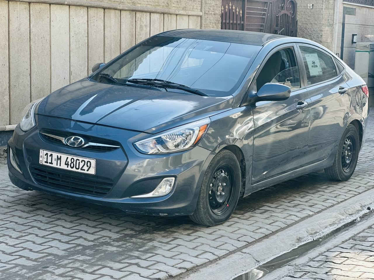 السلام عليكم اكسنت 2013 وارد امريكي صبغ جاملغ وبنيد رقم بغداد الجديد  السعر 87 ورقه وبيهه مجال للاستفسار مكاني بغداد ***********
