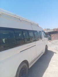 سياره للبيع سي تو عريضه عاليه موديل 15بغددسياره  مكفوله كفالة عامه تخم...