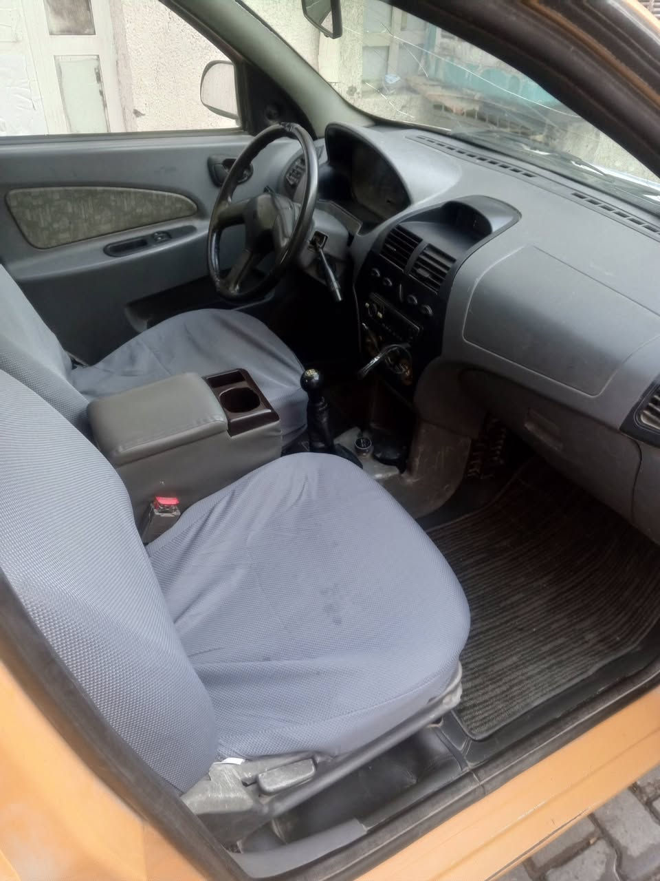 السلام  عليكم طيبه موديل 15 مطلوبه هيه 300 الف بيهه تلحيظات بصيطه المحرك بي خيط تبخير بس خير من الله ترايه  حلو السيارة السعر 31 بيه مجال بصيط حك جيتك


**إذا كنت صاحب هذا الإعلان وتريد حذفه لأي سبب، رجاءا أرسل رسالة إلى الدعم الفني**