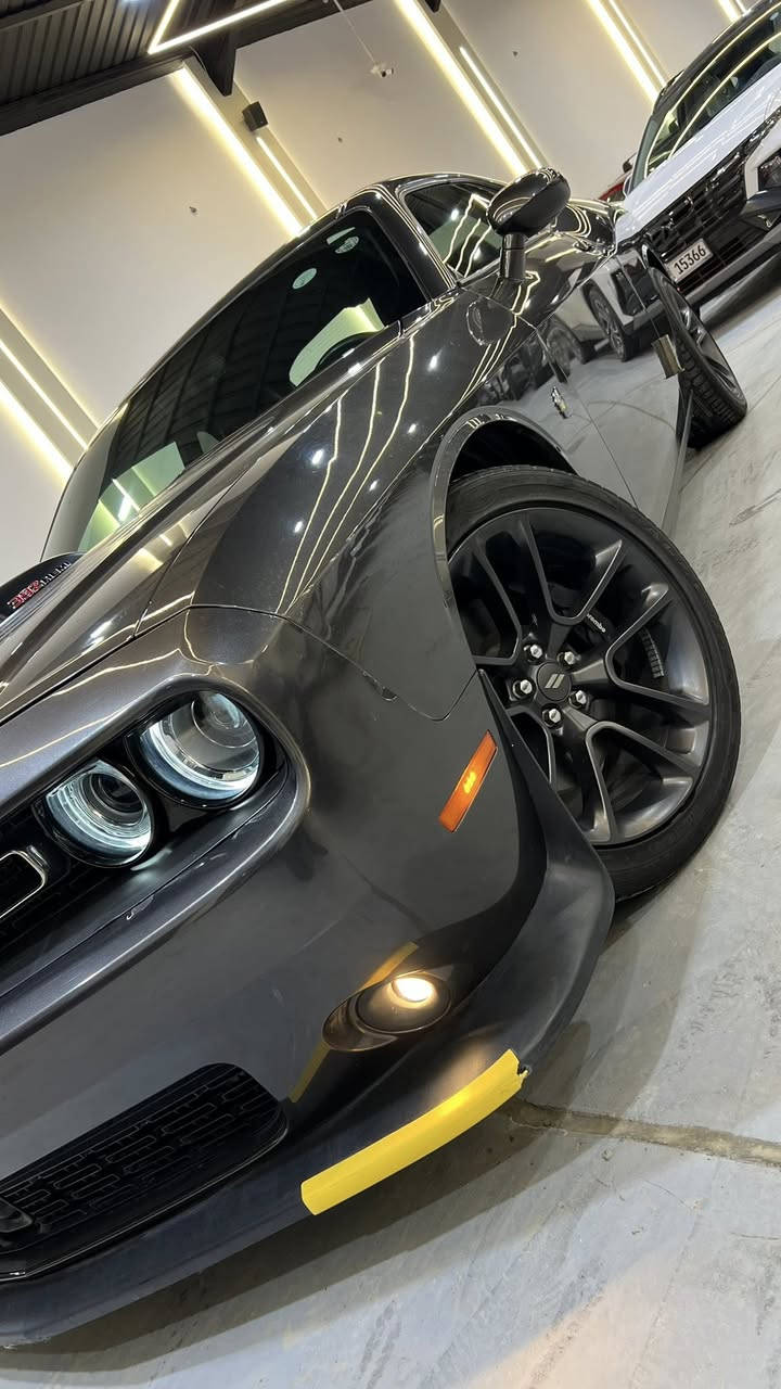 بسم الله ما شاء الله توكلنا على بركة الله.
#معرض ميرال لتجارة السيارات 🇮🇶 
______________________________________
#اعلان_بيع_سيارة
🔷السيارة : دوج جالنجر شيكر 6.4L🐝
🔷سنة الصنع : 2021
🔷اللوحة : اربيل
🔶السعر :280 ورقة
🔷الضرر : تبديل وصبغ جاملغ امامي مع صبغ طرف البنيد. (صور الضرر مرفقة بالاعلان)
🔷ضرر الايرباك : بدون ضرر.
🔷رقم الشاصي : 2C3CDZFJ1MH670250
______________________________________
🔷المواصفات:
🔹حجم المحرك 8 سلندر 6.4L
🔹عداد المسافة10 الف ميل 
🔹بصمه ابواب و تشغيل وتشغيل عن بعد
🔹رادار امامي وجانبي وخلفي
🔹تنبيه الخروج عن المسار
🔹حساسات خلفية
🔹كراسي جلد وكنتارا
🔹الكراسي الامامية كهرباء
🔹تبريد وتدفئة الكراسي الامامية
🔹ميموري كرسي السائق
🔹ويل كب حجم 20 انج مع اطارات بحالة جيدة
🔹وضعيات قيادة
🔹لايتات LED بالكامل
🔹شاشه تحكم بالايعازات
🔹تحكم ستيرن جهتين
🔹مع باقي المواصفات الاعتيادية
————————————————————————
☎️ الاتصال :
***********
فضل الجشعمي 
***********
احمد الشمري 
📍النجف الاشرف -مدينة المعارض القديمة - قرب معمل الخياطة
