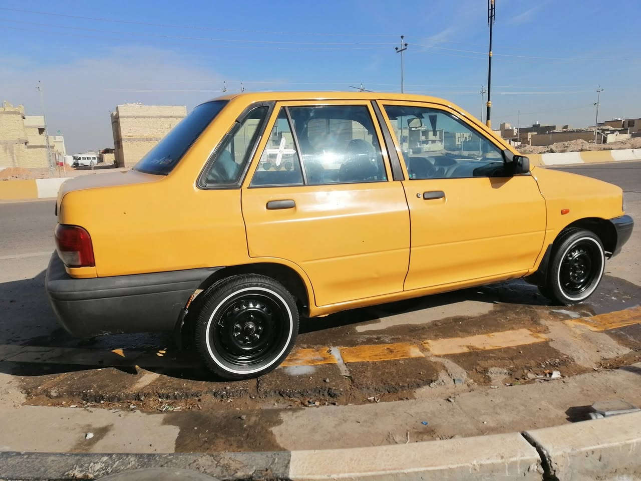 سايبه موديل 2015 مكفوله كير مكينه حداديه جديده رقمهه بغداد باسمي مصفره هيئه وغرامات 
السعر38بيهه مجال مكاني كربلاء ***********
