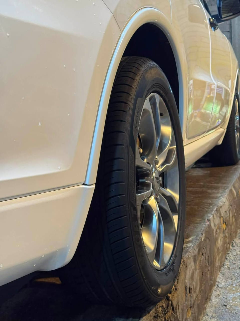 السلام عليكم اخوان
سياره للبيع دورنكو  خليجيه السياره موديل 2019 سياره كفاله عامه محرك 6 ستندر 
3شاشات 
سياره     gt
 ماشيه السياره 65 
 داخل كريمي 
  كشنات حار بارد 2تحكم كهربائي 
الرقم أربيل 
السعر خاص
الرقم ***********
