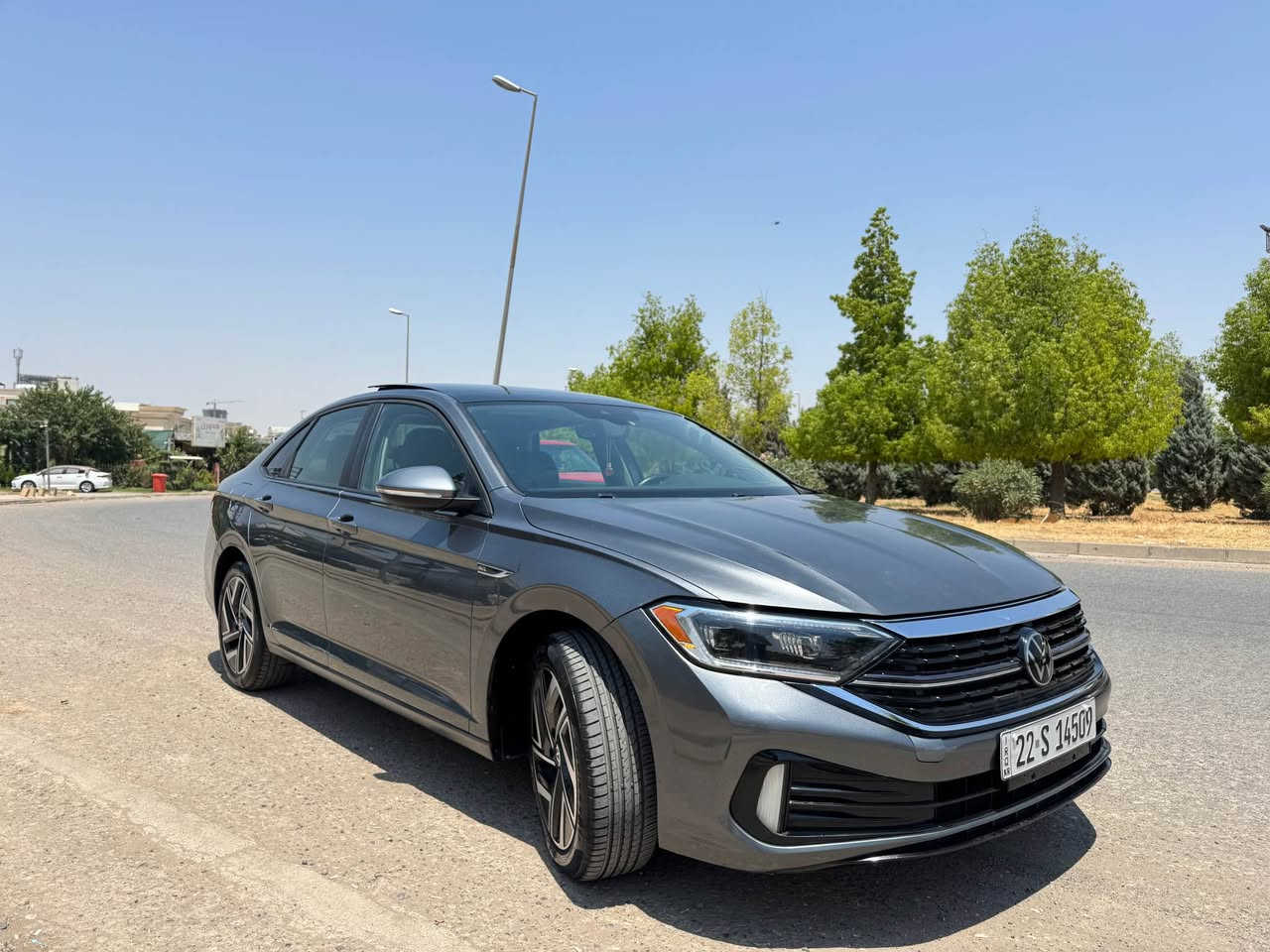 ‏Volkswagen Jetta SEL premium
2023
فول فول مواصفات قەپات
پێشو پشت کەپس 
کوشن خەزن 
کوشن گەرم 
گێچ دیجیتال 
ناو ٧ رەنگ 
پانۆراما
زۆر مواصفاتی ترر….
(رادێتە و بوابە و  پێش کەپس بیلادیە)
صبوغ ( بۆنیت ) 
ايرباگ(توکمە+سوكان+دشبول)بە شەرتی فەحس بلادیە

‏43,000mi رۆشتوە 

‏‎عربی: JETTA SEL 2023
‏‎فول فول مواصفات 
ضرر( بونيت بدون دواخل )
ايرباگ(تكمة+سوكان+دشبول)بشرط فحص بلادي

سعر 169$ مەجالێکی كەم
‏***********   whats App- viber أربيل, العراق


**إذا كنت صاحب هذا الإعلان وتريد حذفه لأي سبب، رجاءا أرسل رسالة إلى الدعم الفني**