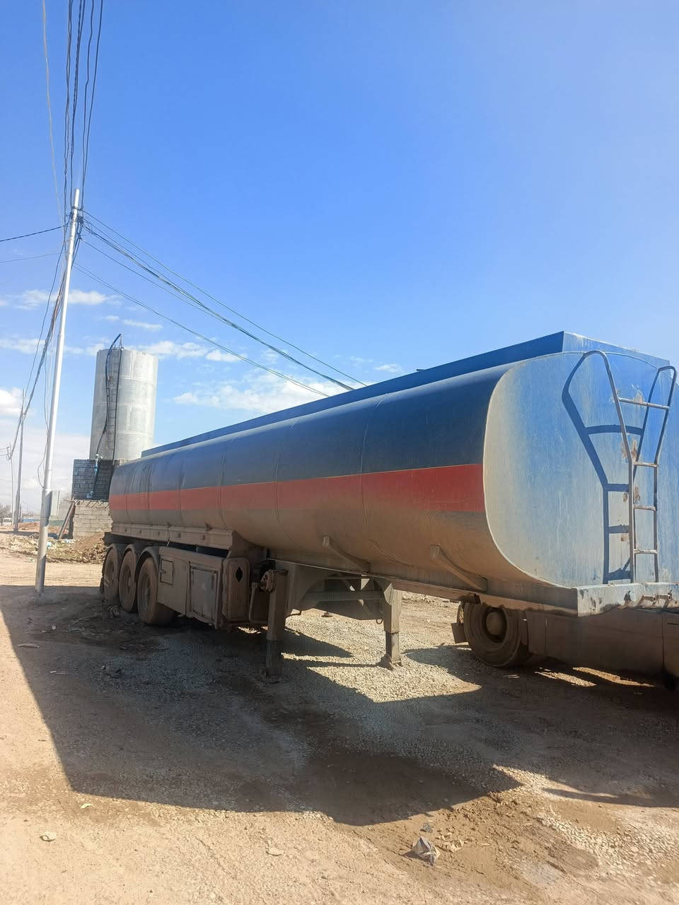 السلام علیکم.تانکی عیراقی بۆفرۆشتن 3دینگر سحالە تاخم تایەیی خاوێنە جایزە قفل گچکەو گەورەی مەجبوتە سحر33 مجال.ژ.م/***********/***********
