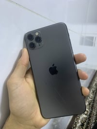 آيفون 11 برو ماكس • ٢٥٦ • بطارية ٧٥