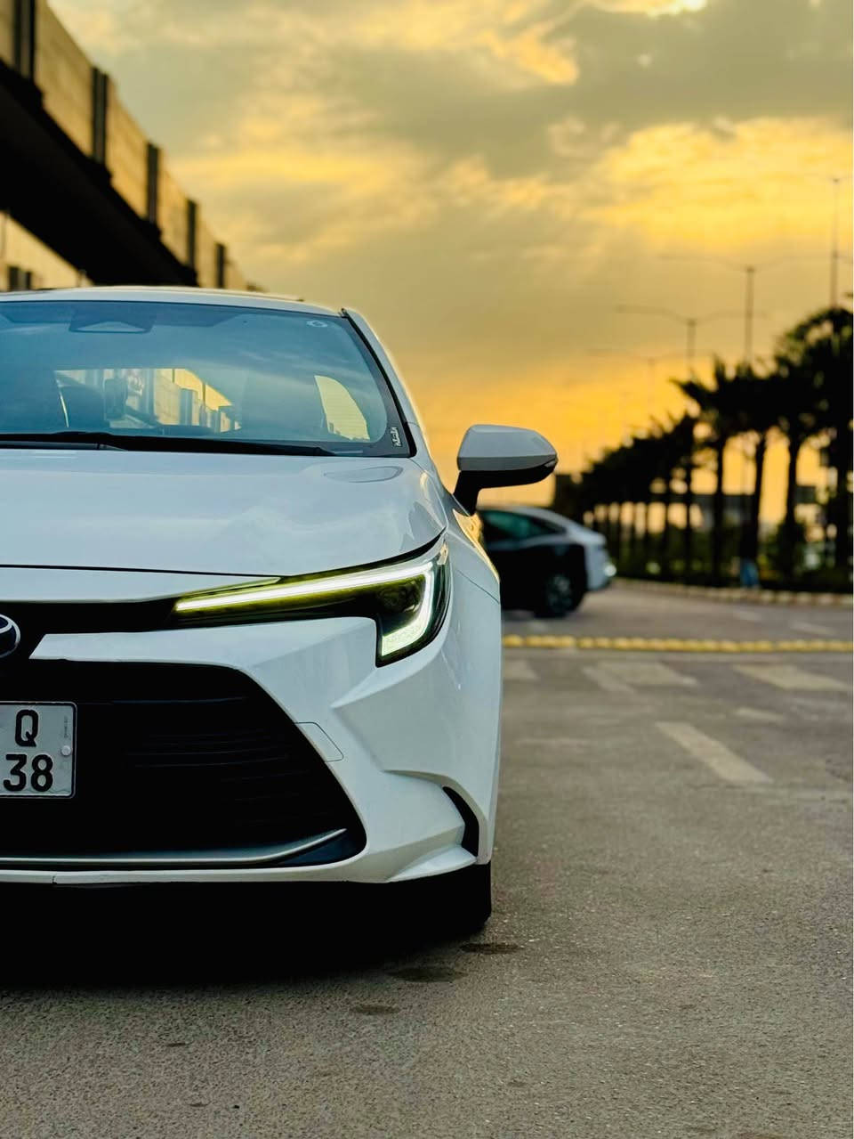 سلام عليكم كورلا  هايبرد 2024 فول 
كلش بحالة وكالة على ايدي من زيرو لحد الان رقم بغداد هزة جديدة سيارة مصروف عليها هواي كماليات عازل حراري للجام مدوشمة دوشمة عامة كشنات وارضيات جلد اسف على اطالة بس يشتري علمود يعرف مواصفات 
🔹فتحة 
🔹دخول ذكي بدون مفتاح 
🔹بصمة ابواب 
🔹اشاير بل مري 
🔹لايت زينون 
🔹ماطور لايت (يصعد وينزل )
🔹اوتو لايت عالي
🔹اوتو هولد 
🔹سايد بريك بصمة ذكي 
🔹زر EV  
🔹وضعيات قيادة 
🔹داخل جلد لونين ماروني + اسود
🔹دركة خياط 
🔹لد نهاري + اشارة لد 
🔹تبريد ❄️ ثلج  قطعتين 
🔹اكواب حار بارد 
🔹شاشة كار بلي بلوتوث 
🔹عدادات دجتل 
🔹داخل جلد لونين ماروني واسود 
🔹قيادة ذاتية +رادار 
🔹تحذير عند خروج عند مسار +بريك ذاتي عند حاجة 
🔹منافذ طاقة امامية وخلفية 
🔹ويل كب 
مكاني حي جهاد  *********** بغداد, العراق
