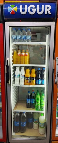 براد للبيع نظيف جدا استعمال شيء بسيط تبريد شرط ثلج السعر 300 وبي مجال ...