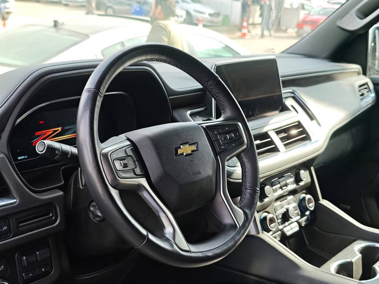 تاهو Z71 2022 
سياره فول فول مواصفات 
لون ابيض
رقم اربيل
ماشية ٦٠ الف ميل
حادث بوند و جاملغ بدون داخل
محرك V8 5300 مكفول 
المواصفات 
بانوراما 
عدادات دجتال 
كشنات جلد vip
أربع وضعيات قيادة 
فور ويل 
محرك 5,3 v8
هوكات امامية
لدات انارة زنون بلادي
شاحن وايرلس
جنطة كهربائية جلاق 
المحافظة على المسار
اوتو ستوب
وبيهة بعد هواي مواصفات ما مذكورة

معروضة 430 شدات وبيهة مجال بسيط

للاستفسار الاتصال 

***********
