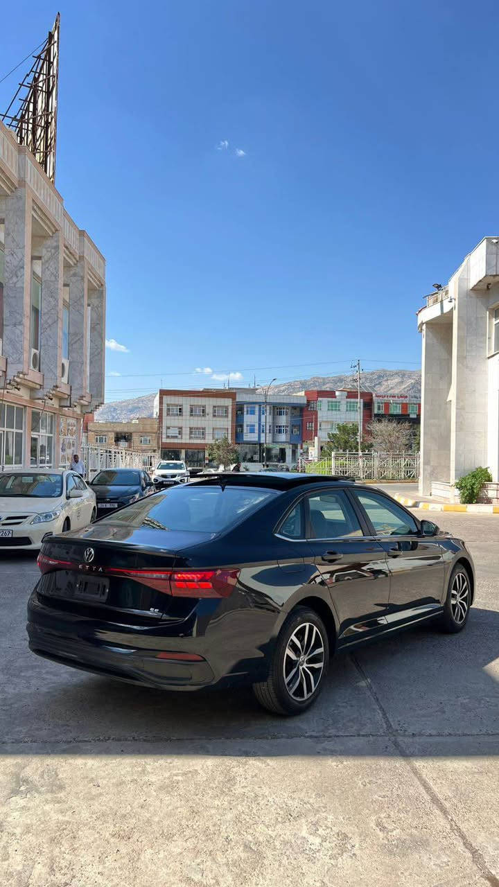 Jetta 2025 SE
‎فول مواصفات
‎بانوراما

السعر :168 بيها مجال 

‎شاشة دجتال كيجات320
‎هاند بريك بصمة
‎انظمة قيادة اربع 
‎كروز تثبيت سرعة
‎رادارات جانبية
‎رادارات امامي خلفي 
‎تنبيه نقاط عمياء
‎تحكمات ستيرن
‎شاشة وسطية
‎كامرة خلفية
‎صندوق شفط
‎كشنات امامي تدفئة تبريد
‎كشنات خلفي تدفئة
‎اضواء داخلي
‎ليت عدسات زينون 
‎عدد الأميال :23 الف ميل

‎ ضرر السياره : بس دعاميه اماميه صبغ 
‎ايرباك سيستم راجع بلادي

‎مكان السياره عقرة

كورك ، واتساب ، ڤايبةر *********** 📞 اكر, نينوى
