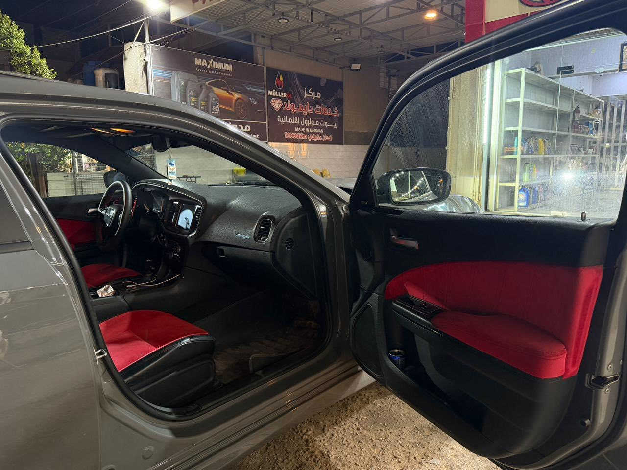 🚗 للبيع دودج جارجر R/T موديل 2018 🚗

✅ محرك HEMI 5.7 V8

✅ الممشى 107 ألف كيلومتر (وليس ميل)

✅ تشغيل عن بُعد (Remote Start)

✅ شاشة عربية

✅ سنوية بغداد باسمي

✅ حدادي 100%

✅ كهربائي 100%

✅ بطارية جديدة

✅ تخم تايرات جديد

✅ تخم ويلات (نجمة) جديد

✅ السيارة جاهزة ولا تحتاج أي مصروف

🔹 وارد أمريكا

🔹 حادث سابق بالجاملغ والبنيد

🔹 يوجد إكلير بالجاملغ الخلفي بدون ضربة

🔹 رقم الشاصي (VIN):

2C3CDXCT6JH206957

💰 السعر قابل للتفاوض بالمعقول

📞 للتواصل خاص او واتساب ***********

السيارة نظيفة ومحافظة عليها سيارة مصروف عليهه
