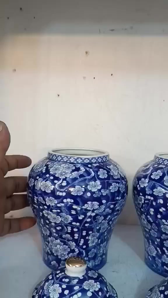 انتيكات وتحفيات للبيع مكاني بغداد *********** يوجد توصيل
