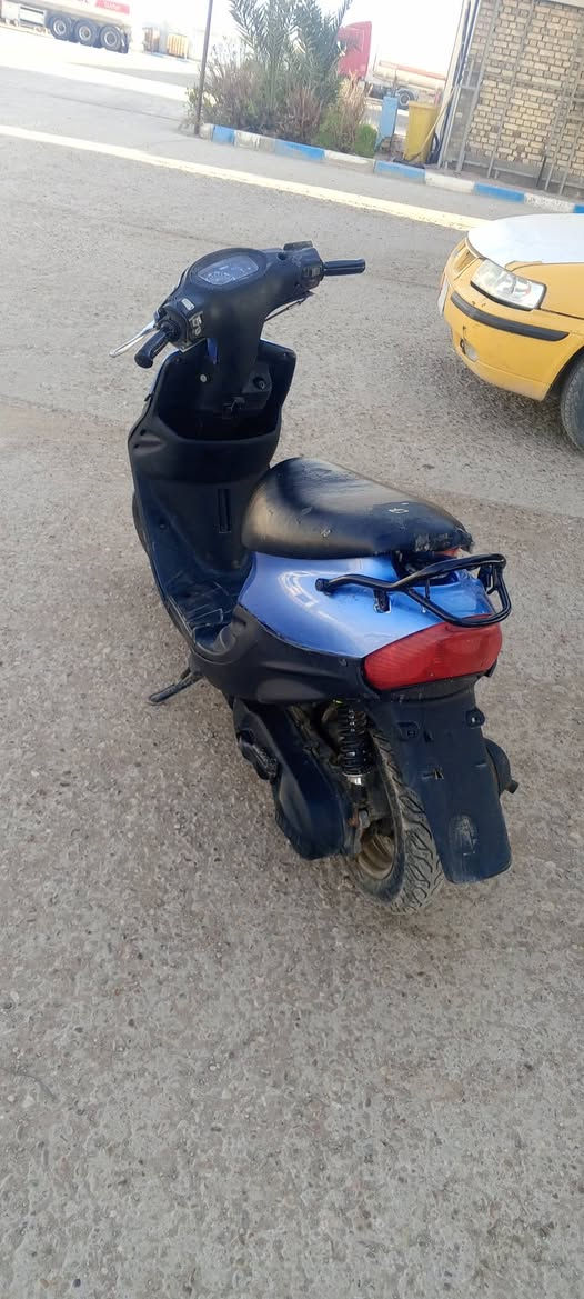 سلام عليكم دراجه يوماهه 80 البيع دراجه مكفوله من كلشي دراجه ما مفتوحه ولا مره وكسن ما مفتوح الدراجه خير من الله نعومه وشلعه كهربائية كله شغاله الشراي يتصل عله الرقم ***********
