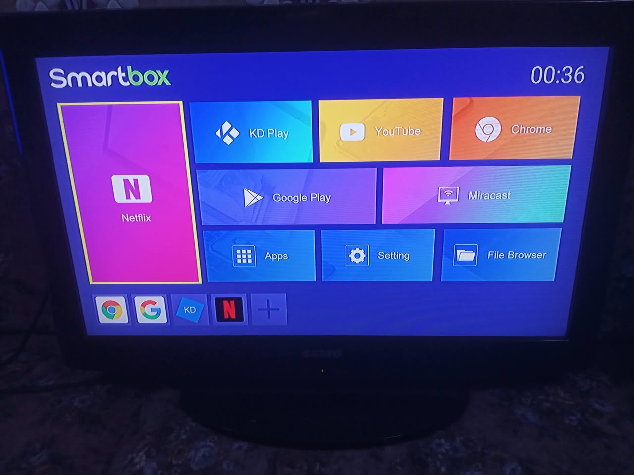 اغراض للبيع والشراي يتصل على الارقام ***********/***********شاشة حجم 24بدون انترنت شغالة كامرات دهوا شغالات لابتوب نوع ديل شغالة شرط راوتر وعاكسة شغالين شرط عنواني ايسر سايدين حي النور قرب مجسر المعارض
