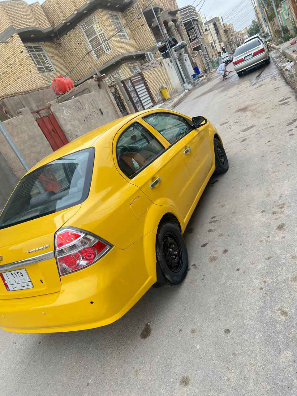 سلام عليكم سياره افيو 2009السياره جاهزه اي نقص ما بيه مكفوله ضربه وكصه ونقل حداده كير ومحرك جدد  كهربايات كله شقاله شاشه كامره  تخم تاير كير ومحرك جدد السعر 48وبيه مجال الرقم ***********
