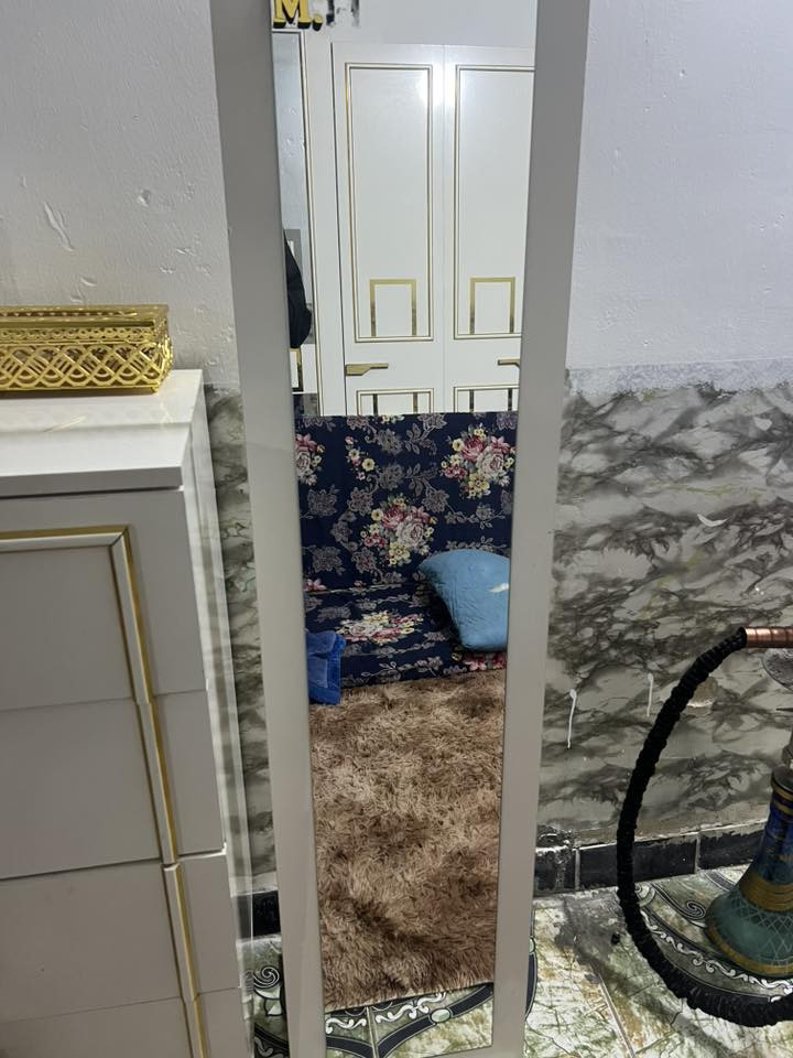 غرفه تركيه نضيف جدا 11 قطعه لبيع
***********
