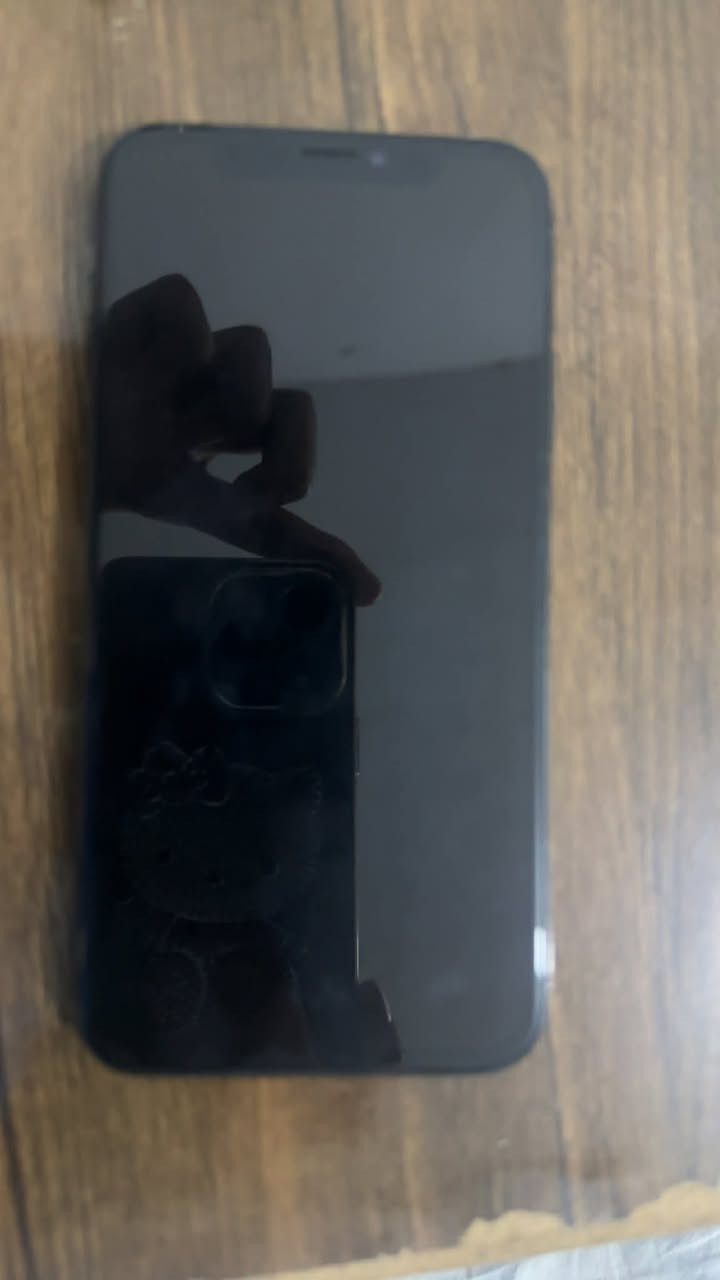 ايفون x للبيع سعر 150 وبي مجال مكاني بغداد واتساب ***********
