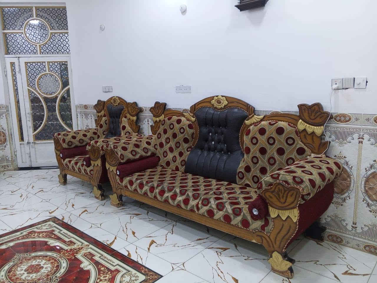 السلام عليكم
غراض بيت للبيع 
تغم 6قطع ملكي نضيف ب275
غرفه عراقيه تسكام ب225
بلازمه على فحص ب100
اتصال على الرقم ***********
رقم واتس اب ***********
مكان كوت الجديده
