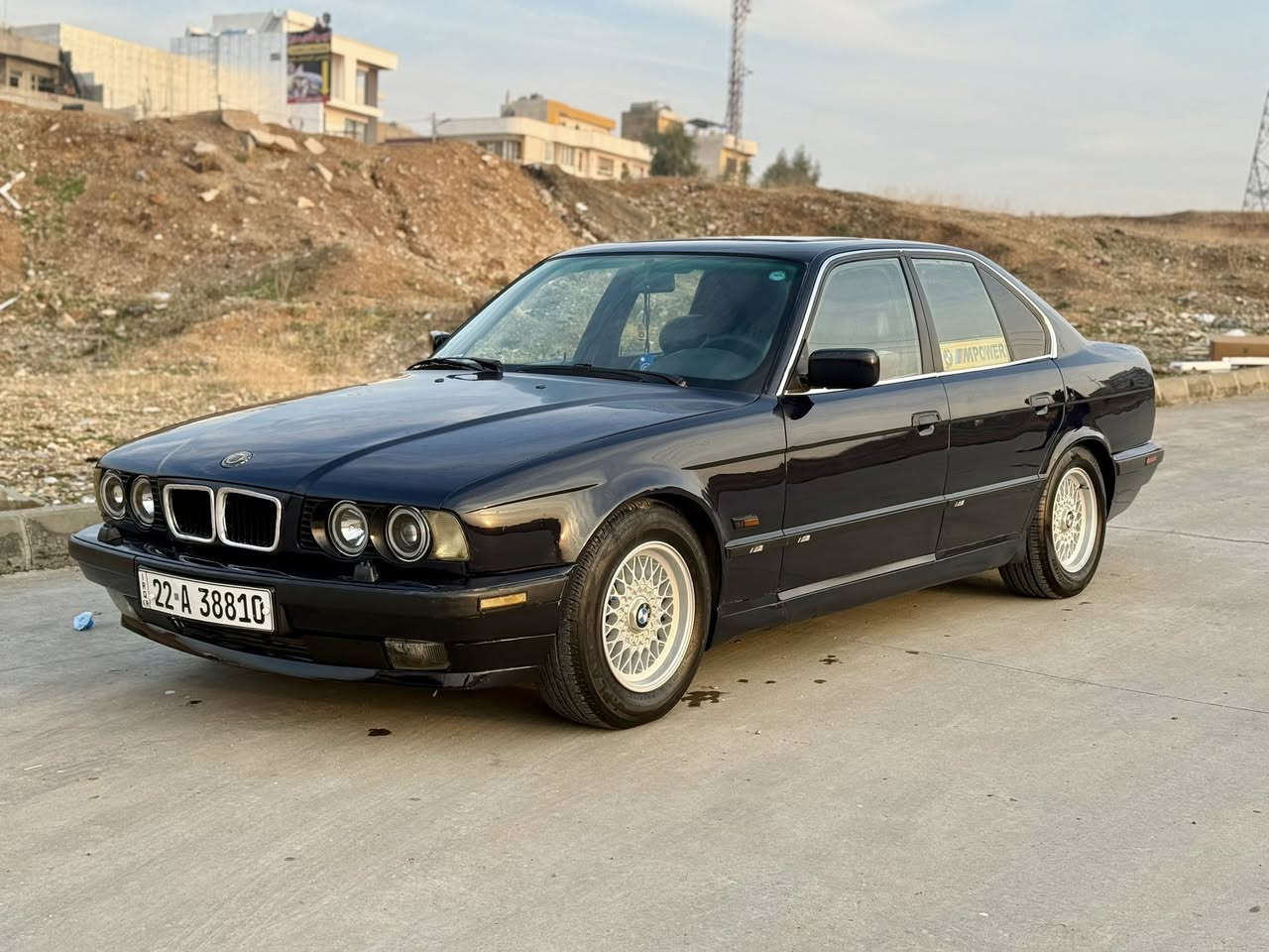سەرەتا بەناوی خوا
BMW 525 

مۆدێلی 1994

گێڕعادی

سەنەوی تا 2028 تازەیە 

خرامەو تەحویل بەشەرت  

سەیارەیەکی مەزبوتو بێعەیبە گێرو مەکینەو کارە بای بەشەرت

تەبریدیشی بەشەرت مەزبوتە 

جام کارەبا 

سلایت

کوشن جلدە

لایت ئەقەو عەدەسەیە 

تایەو ویلی موشەبەک لۆک تازە خراوەتە سەری 

سعری : 65
لە سلێمانیم 

ژم: ***********
